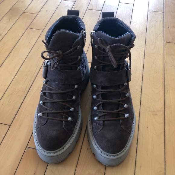 New Italian Suede Grey Lug Sole Boots - Picture 7 of 7